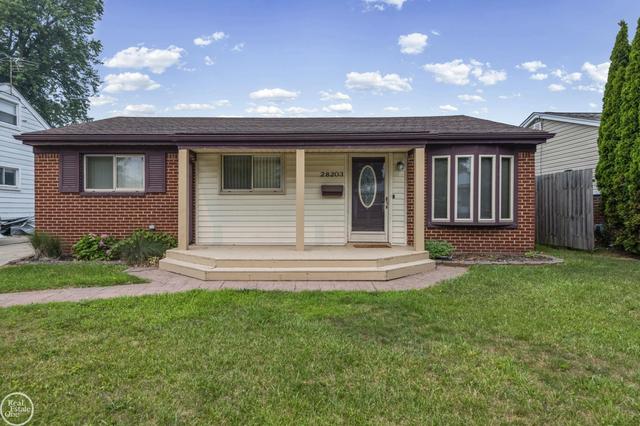 28203 Florence, Saint Clair Shores, MI 48081
