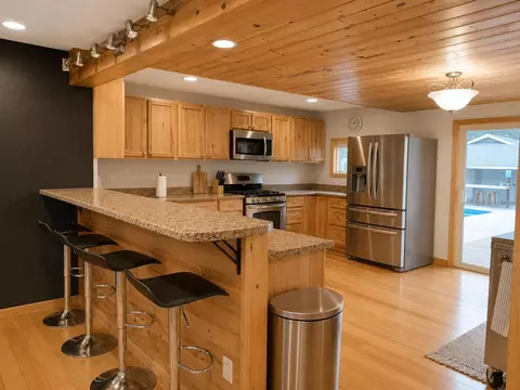 Kitchen - 155 Oak Grv, Harrison, MI 48625 photo 1 of 3