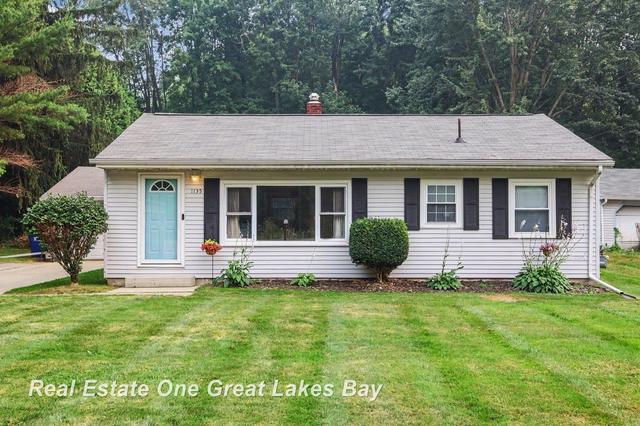 1135 W Moore, Saginaw, MI 48601