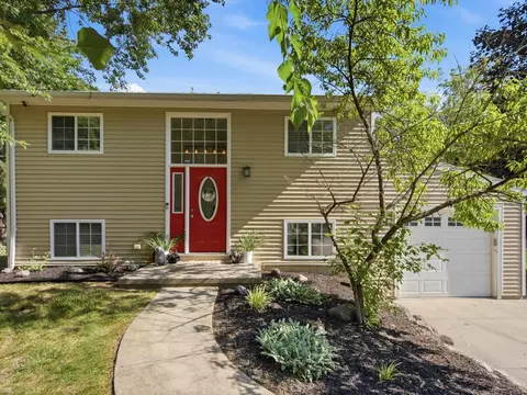 715 N Conklin, Lake Orion, MI 48362