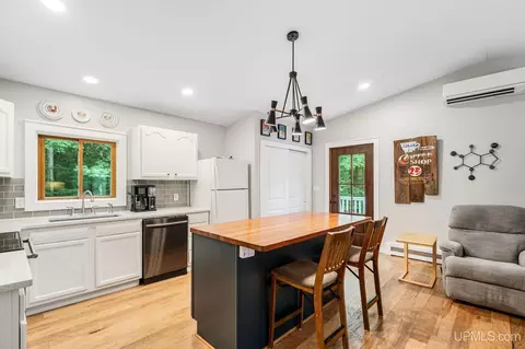 Kitchen - 140 E Brebner, Negaunee, MI 49866 photo 1 of 3