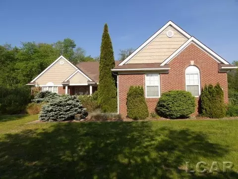 4324 Mckenna, Adrian, MI 49221