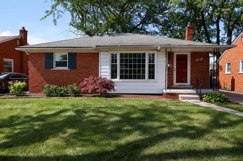 21101 Yale, Saint Clair Shores, MI 48081