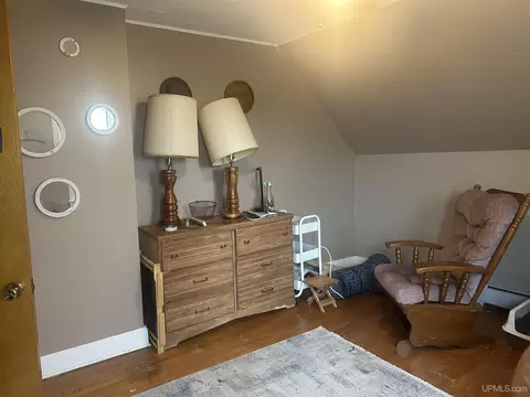 Bedroom - 313-315 E Pearl, Ishpeming, MI 49849 photo 6 of 10