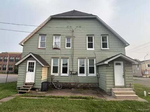Exterior - 313-315 E Pearl, Ishpeming, MI 49849 photo 10 of 11