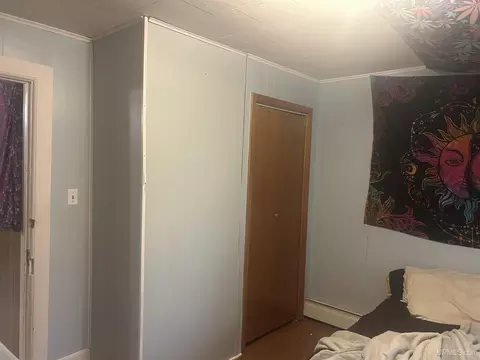 Bedroom - 313-315 E Pearl, Ishpeming, MI 49849 photo 3 of 10