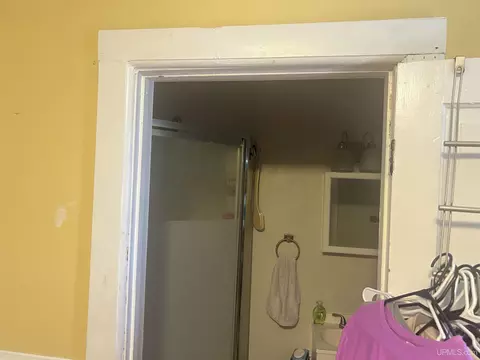 Bath - 313-315 E Pearl, Ishpeming, MI 49849 photo 3 of 9