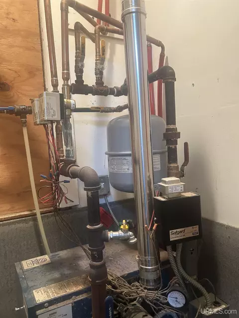 Other - 313-315 E Pearl, Ishpeming, MI 49849 photo 8 of 33