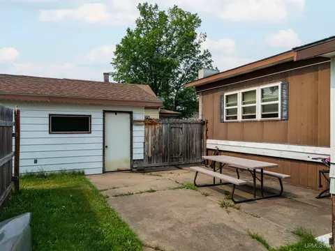 Exterior - 352 E 2nd, Caspian, MI 49915 photo 3 of 5
