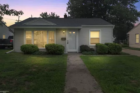 36240 Glen, Westland, MI 48186