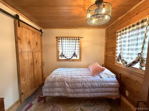 Bedroom - 16715 Co Rd Cgps, Ishpeming, MI 49849 photo 3 of 6