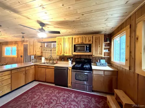 Kitchen - 16715 Co Rd Cgps, Ishpeming, MI 49849 photo 3 of 3