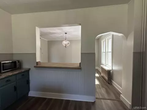 Entry Way - 502 Luoma, Wakefield, MI 49968 photo 1 of 2