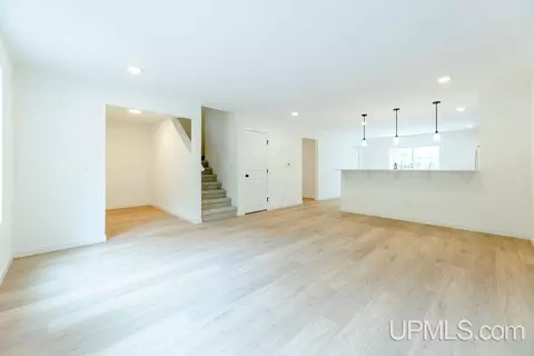 Living - 41 Tipperary, Gladstone, MI 49837 photo 1 of 1