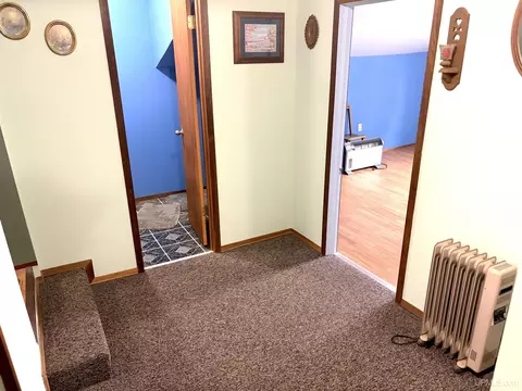 Entry Way - 518 E Rdg, Ishpeming, MI 49849 photo 3 of 3