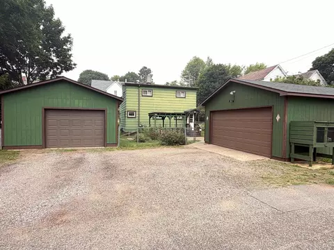518 E Rdg, Ishpeming, MI 49849