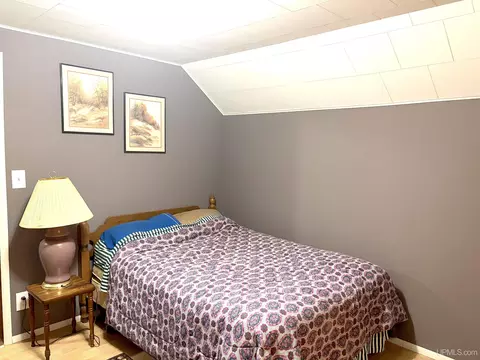 Bedroom - 518 E Rdg, Ishpeming, MI 49849 photo 7 of 10