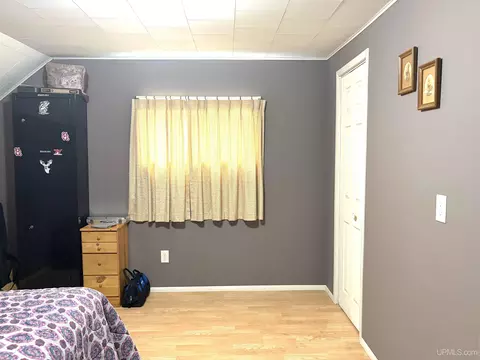 Bedroom - 518 E Rdg, Ishpeming, MI 49849 photo 6 of 10