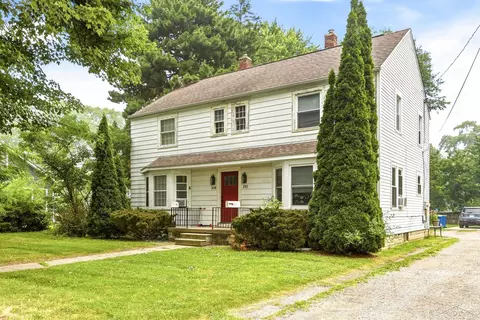 208 S 210 S Adams, Saginaw, MI 48604