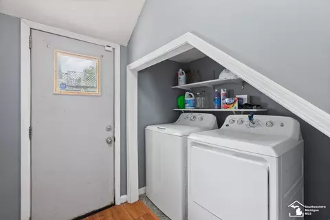 Other - 212 N Thompson, Jackson, MI 49202 photo 1 of 3