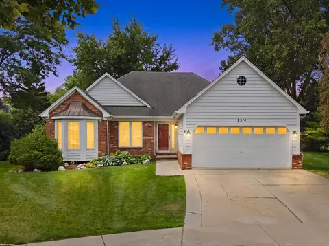 2514 Portobello, Troy, MI 48083
