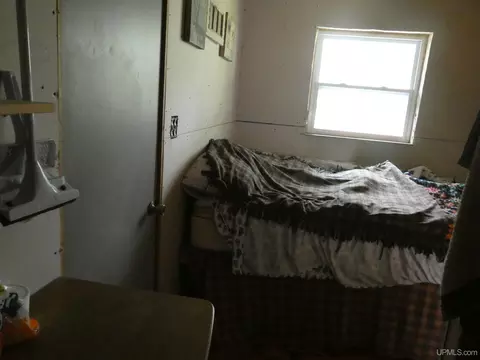 Bedroom - 14110 N Malnar, Ewen, MI 49925 photo 1 of 1
