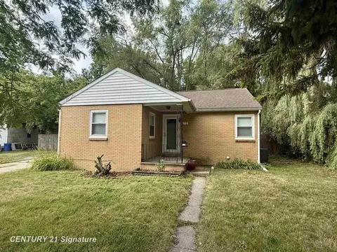 110 21st, Bay City, MI 48708