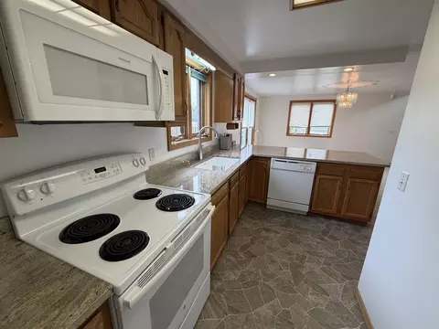 Kitchen - 6496 E Carpenter, Flint, MI 48506 photo 5 of 5