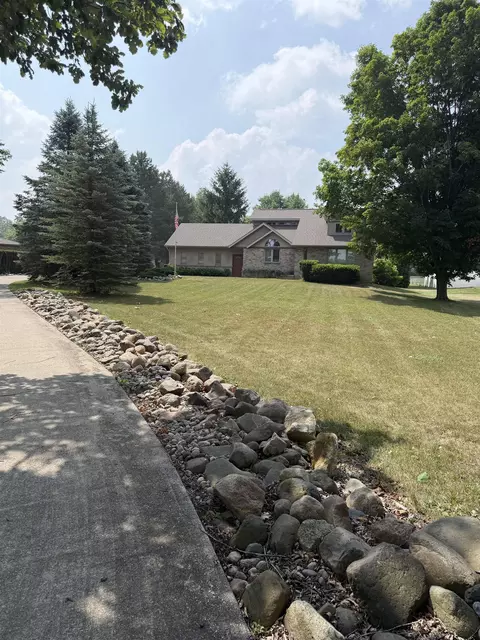Exterior - 6496 E Carpenter, Flint, MI 48506 photo 2 of 5