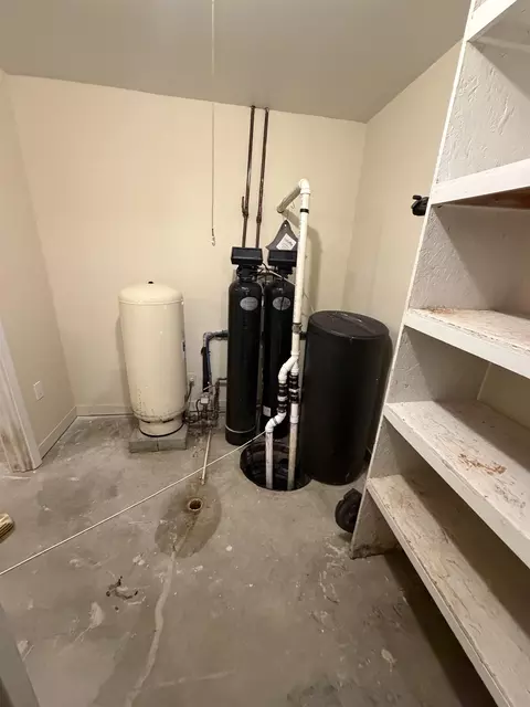 Other - 6496 E Carpenter, Flint, MI 48506 photo 10 of 17