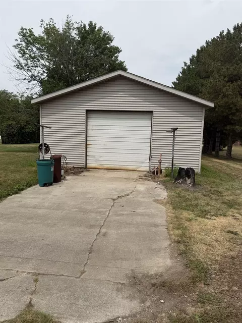 Other - 6496 E Carpenter, Flint, MI 48506 photo 13 of 17