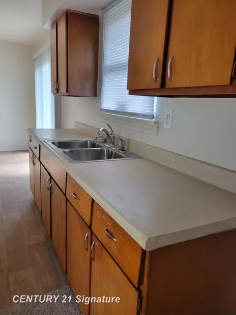 Kitchen - 2031 Chelan, Flint, MI 48503 photo 1 of 2