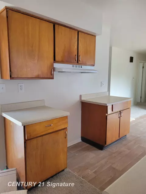 Kitchen - 2031 Chelan, Flint, MI 48503 photo 2 of 2