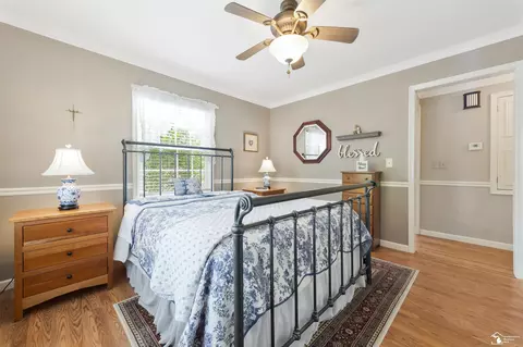 Bedroom - 542 Fox, Monroe, MI 48161 photo 2 of 7
