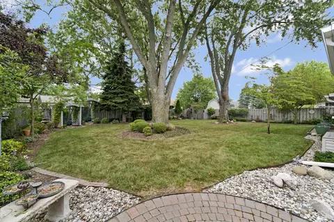 Exterior - 542 Fox, Monroe, MI 48161 photo 13 of 16