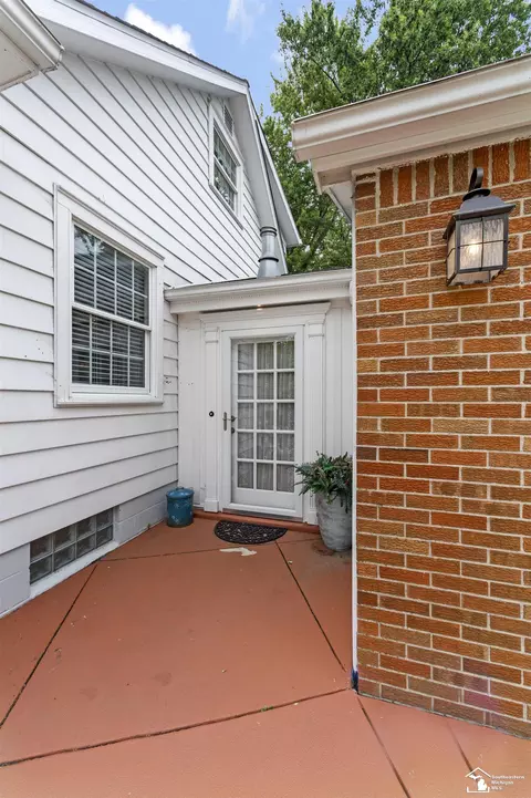 Exterior - 542 Fox, Monroe, MI 48161 photo 6 of 16