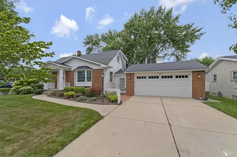 Exterior - 542 Fox, Monroe, MI 48161 photo 3 of 16