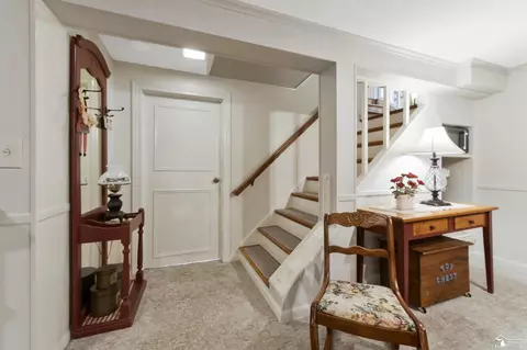 Entry Way - 542 Fox, Monroe, MI 48161 photo 6 of 9