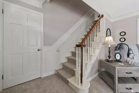 Entry Way - 542 Fox, Monroe, MI 48161 photo 3 of 9