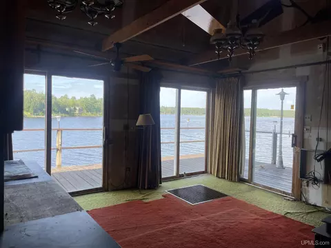 Living - 401 N Basin, Ishpeming, MI 49849 photo 2 of 8