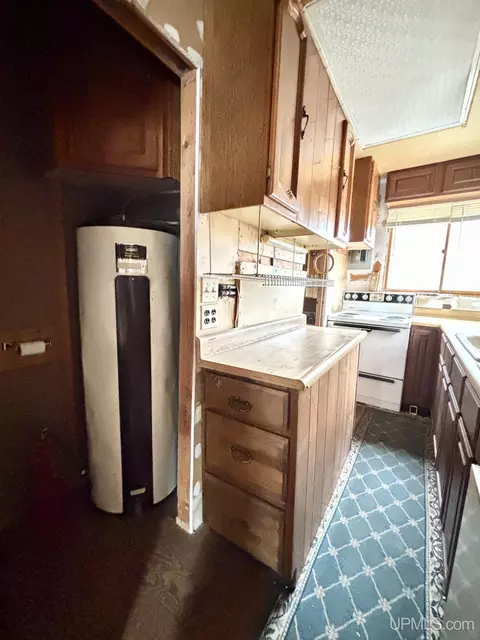Kitchen - 401 N Basin, Ishpeming, MI 49849 photo 5 of 5