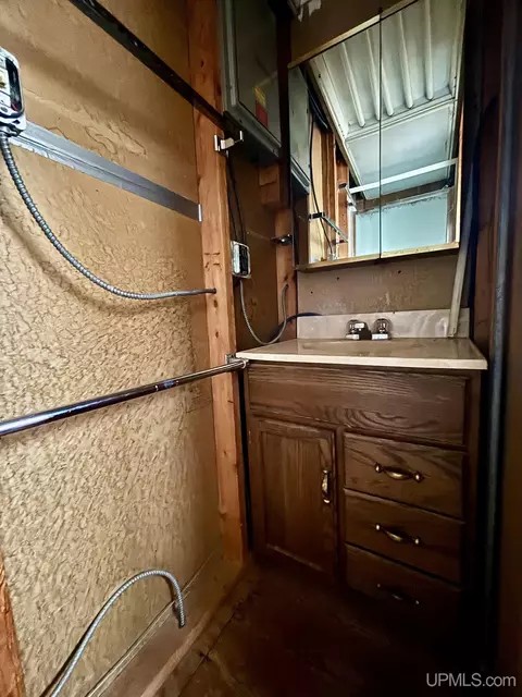 Bath - 401 N Basin, Ishpeming, MI 49849 photo 2 of 2