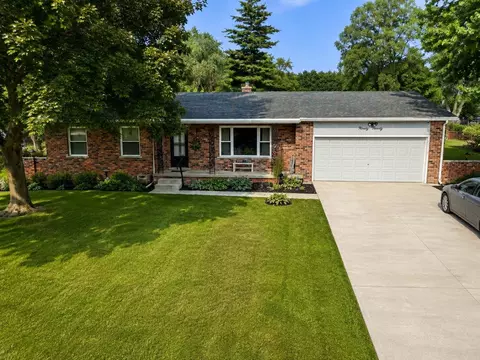9090 Meadowland, Grand Blanc, MI 48439