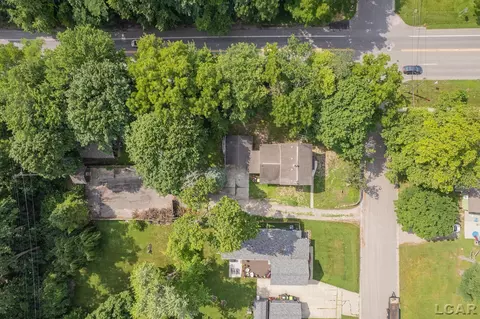 View/Area - 102 N Division, Tecumseh, MI 49286 photo 2 of 10