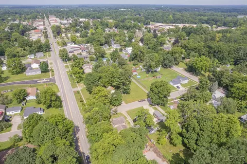 View/Area - 102 N Division, Tecumseh, MI 49286 photo 8 of 10