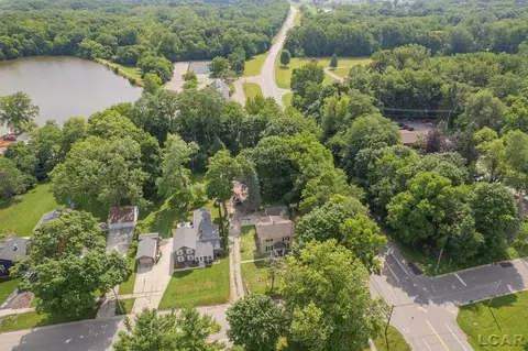 View/Area - 102 N Division, Tecumseh, MI 49286 photo 1 of 10