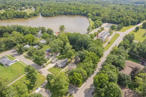 View/Area - 102 N Division, Tecumseh, MI 49286 photo 7 of 10