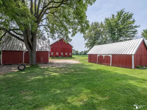 Exterior - 4803 Colf, Carleton, MI 48117 photo 8 of 13