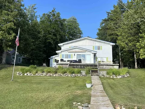 Exterior - 1777 E Pratt Lk, Gladwin, MI 48624 photo 11 of 11