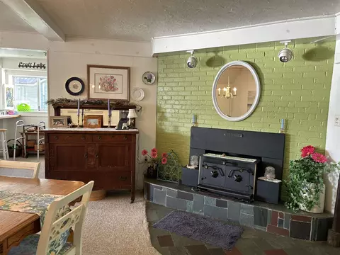 Dining - 1777 E Pratt Lk, Gladwin, MI 48624 photo 2 of 2